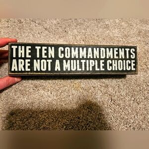 Ten Commandments Sign